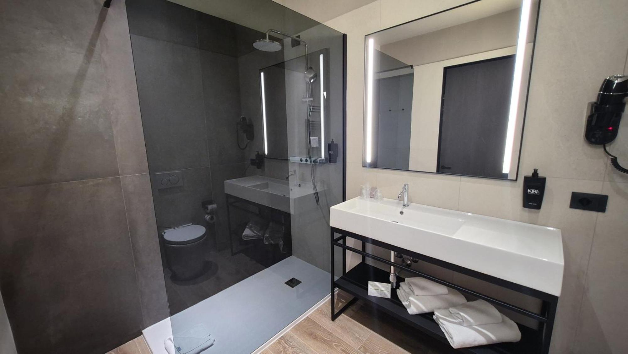 Kira Suites Hotel Milano — Photos 1